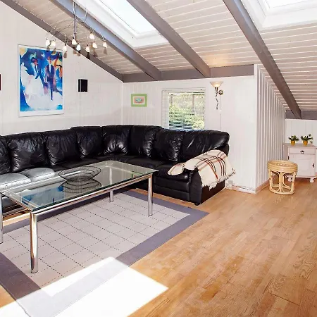 Three-bedroom Holiday In Hemmet 15