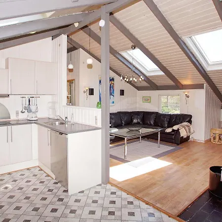 Three-bedroom Holiday In Hemmet 15