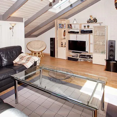 Hébergement de vacances Three-bedroom Holiday In Hemmet 15 *