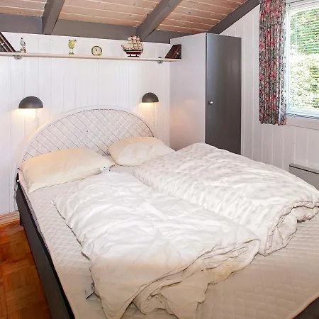Three-bedroom Holiday In Hemmet 15 *