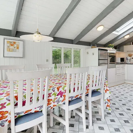 Three-bedroom Holiday In Hemmet 15 *